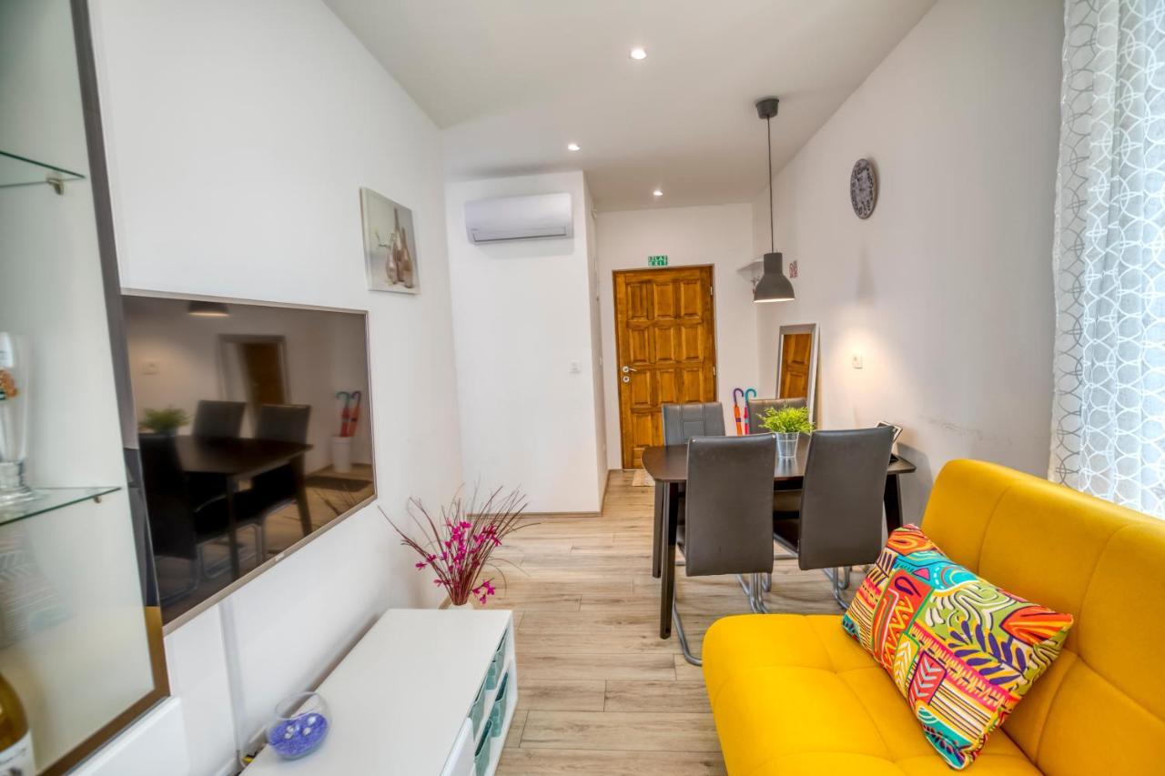 Apartment Grace, Feel At Home - Away From Home Split Zewnętrze zdjęcie